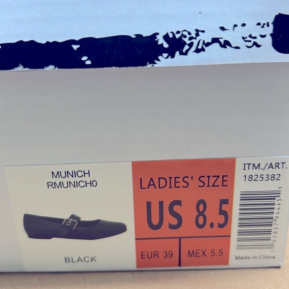 DV by Dolce Vita Black Munich Flats with Buckle Strap Women’s 8.5 New With Box - Picture 10 of 10